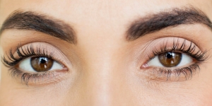 Use Careprost Eyelash Serum to Grow Gorgeous Eyelashes